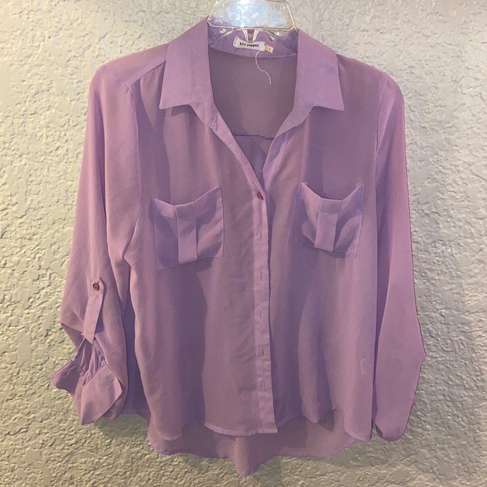 Light pink blouse (very breathable… maybe a little see through)